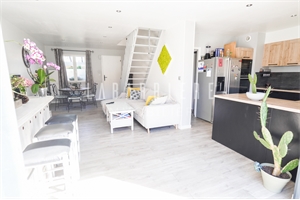 maison-villa à la vente -   64500  SAINT-JEAN-DE-LUZ, surface 82,06 m2 vente maison-villa - APR689427